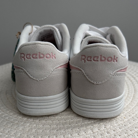 Reebok Women's White and Light Pink Sneakers size 7 - Picture 4 of 6